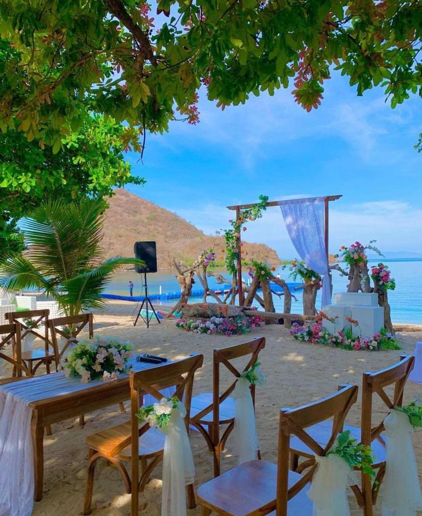 Sylvia Hotel & Resort Komodo 라부안 바조 외부 사진